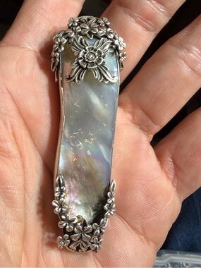 Vintage 925 Sterling Silver Mother-of-Pearl Floral Silver Slide Pendant
